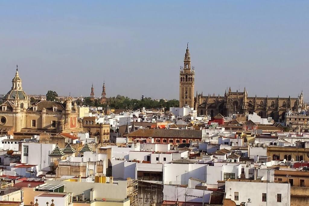 Duplex Center Parking Netflix Amazon Video Lejlighed Sevilla Eksteriør billede